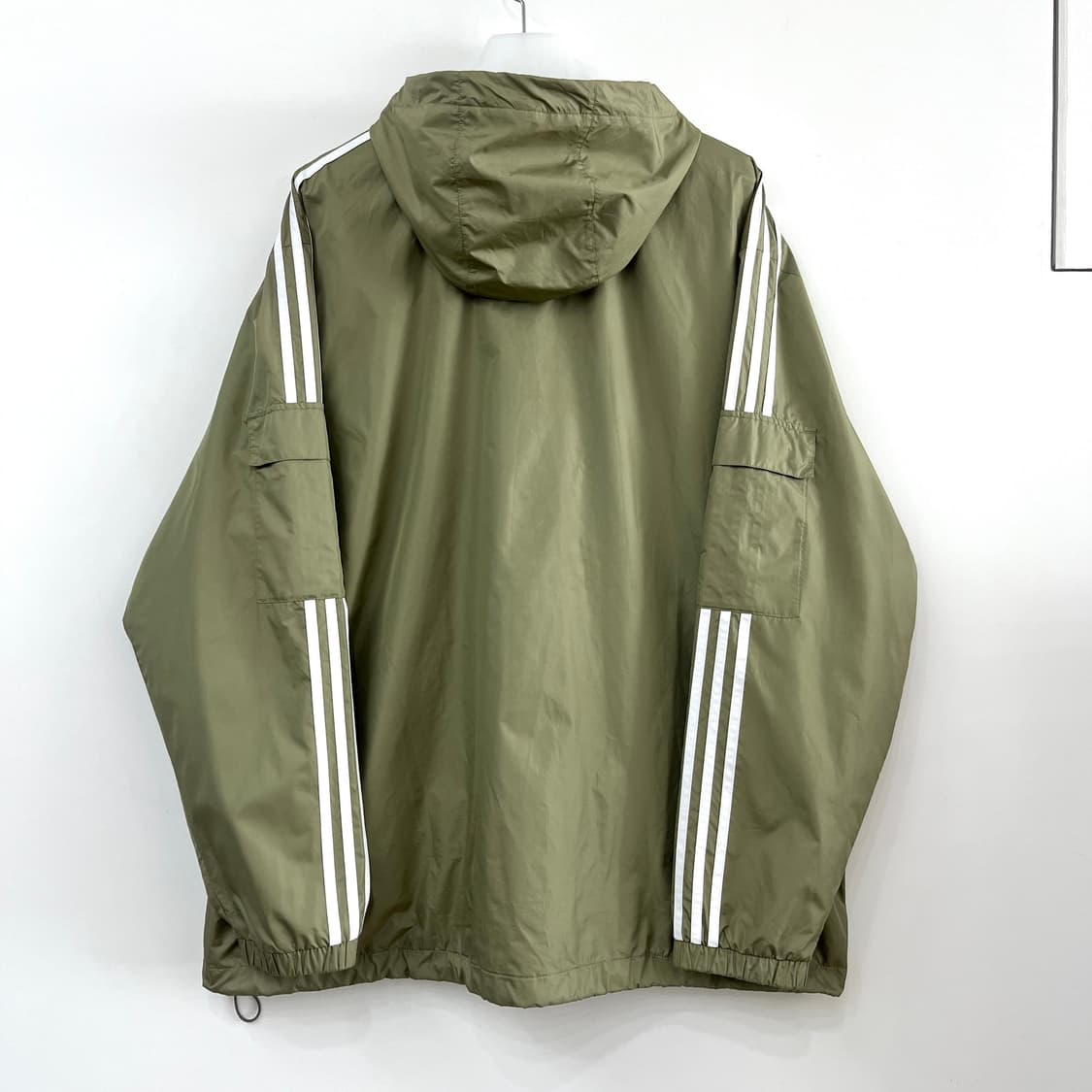 아디다스 신형 올리브 카키 윈드브레이커 자켓 상품이미지3