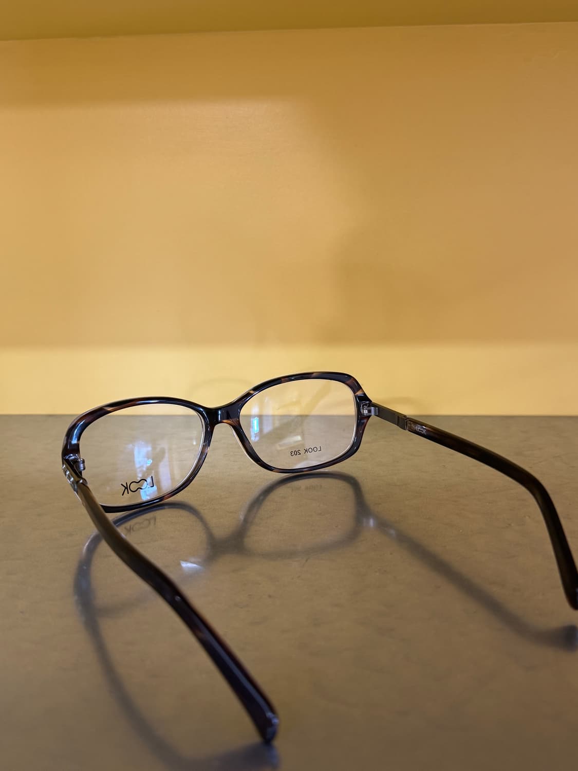 LOOK 203 클래식 스퀘어 프레임 상품이미지3