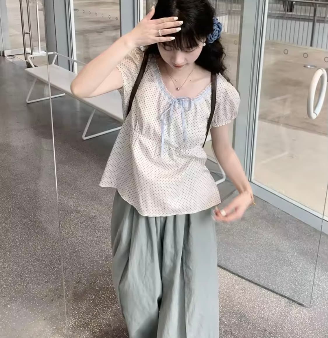 빈티지 모리걸 하구미 y2k 키치 도트 땡땡이 리본 반팔 퍼프 블라우스 상품이미지4