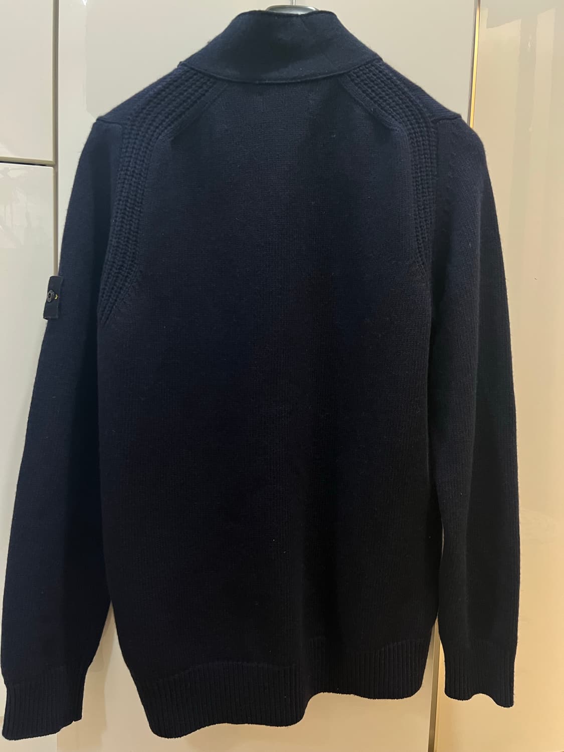 24fw 스톤아일랜드 집업가디건 L (새상품급) 상품이미지2