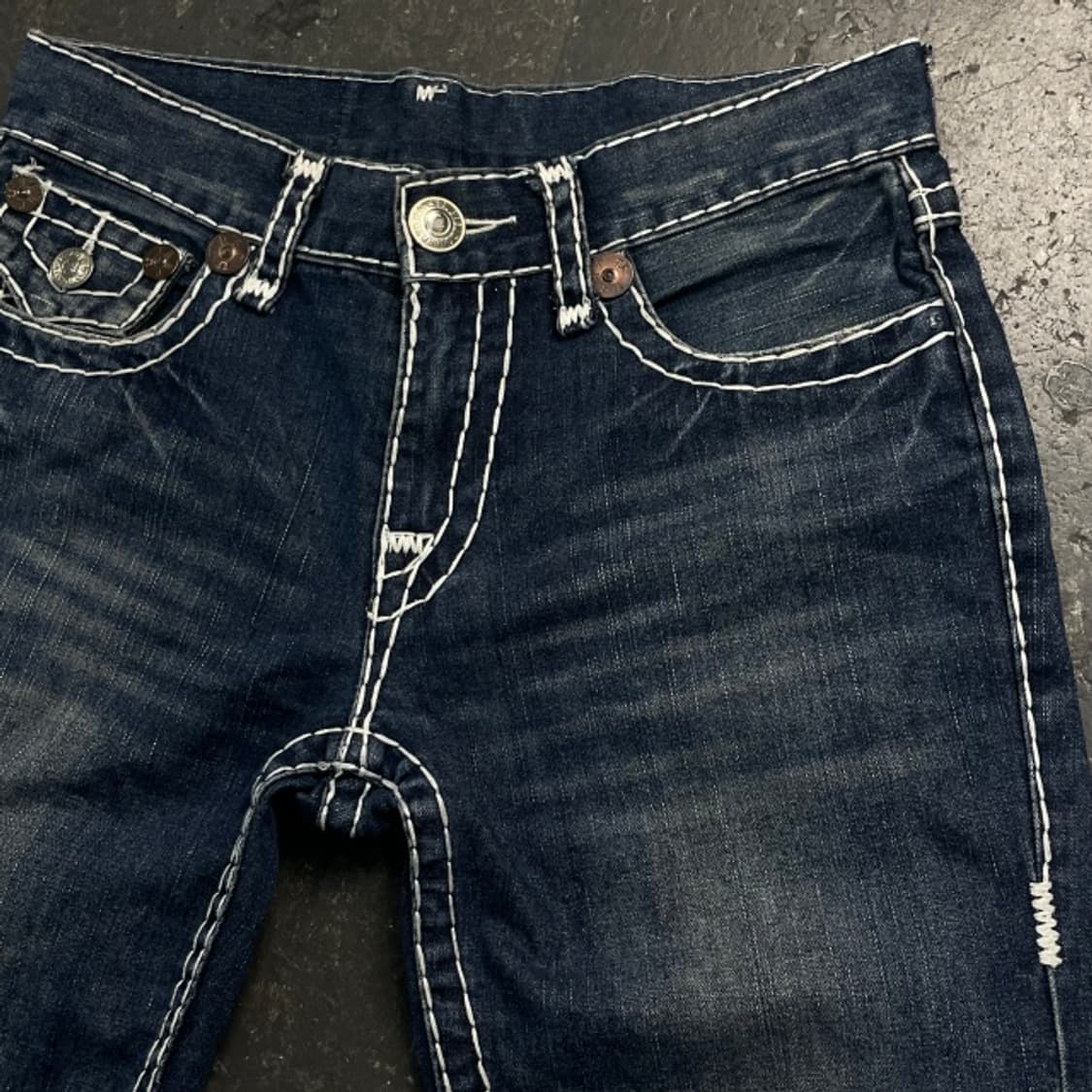 32 트루릴리전 조이 수퍼 티 청바지 상품이미지2