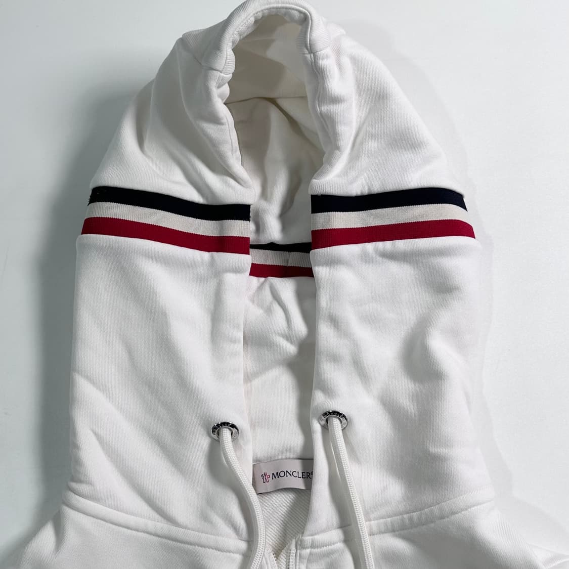 몽클레어 화이트 후드집업 상품이미지3