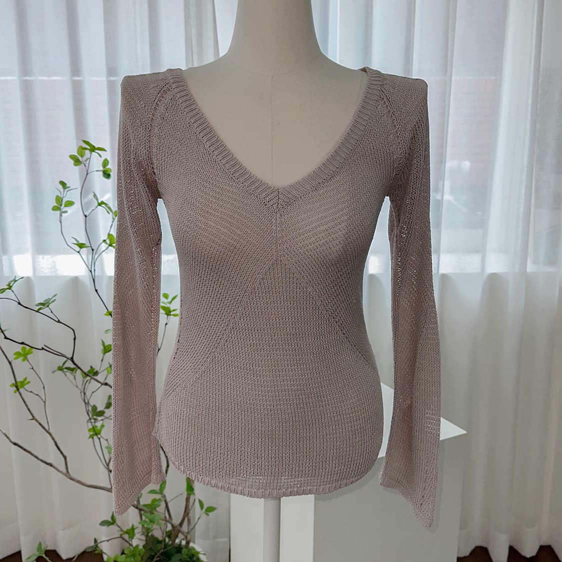 V-neck Net Knit 상품이미지5