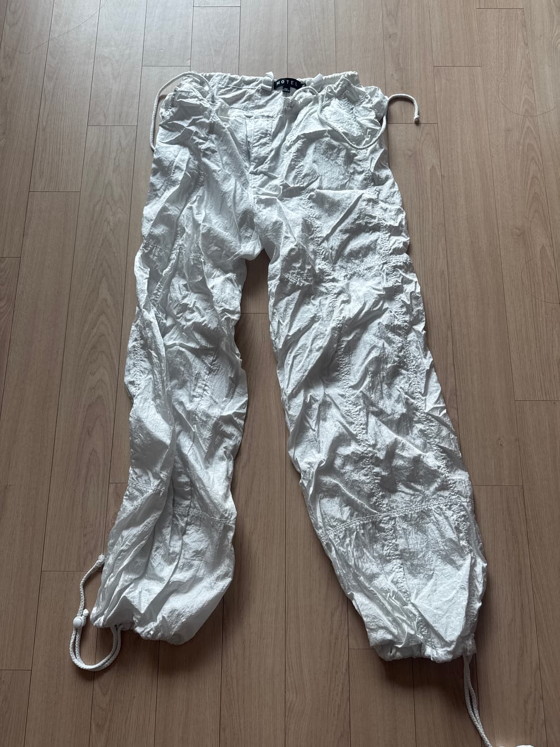 카인다쿨 착용) 모텔락스 파라슈트 팬츠  상품이미지3