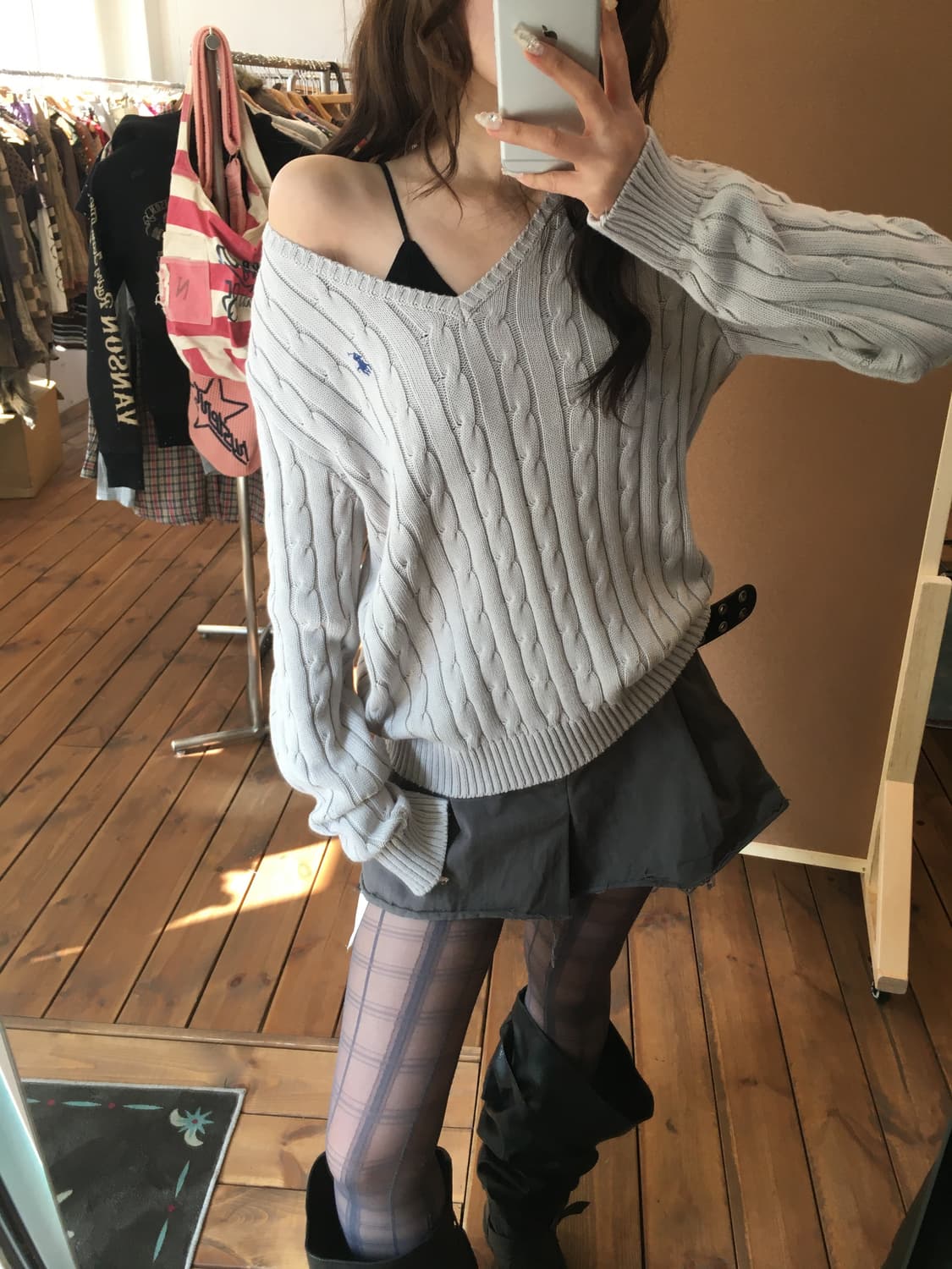 폴로 그레이 브이넥 꽈배기 니트 상품이미지3