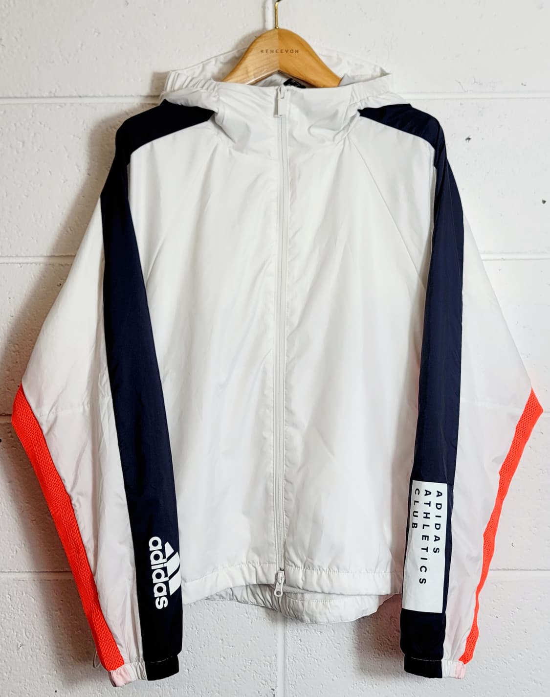 아디다스(여성용) 후드 투웨이 집업자켓(바람막이) 판매 상품이미지1