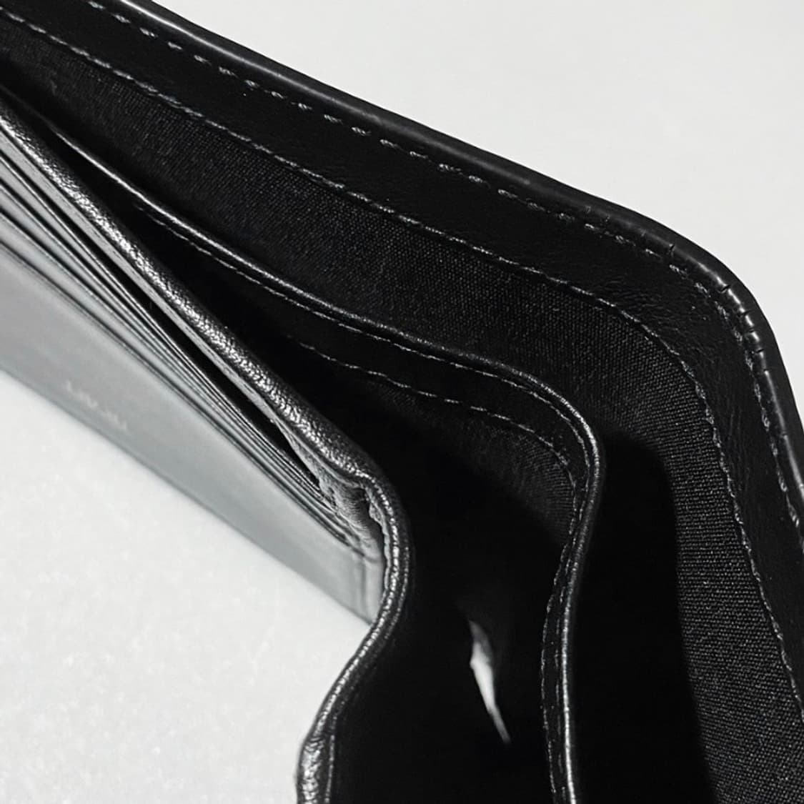 [정품] DIOR 디올 CD아이콘 그레인 송아지가죽 남성용 반지갑 상품이미지7