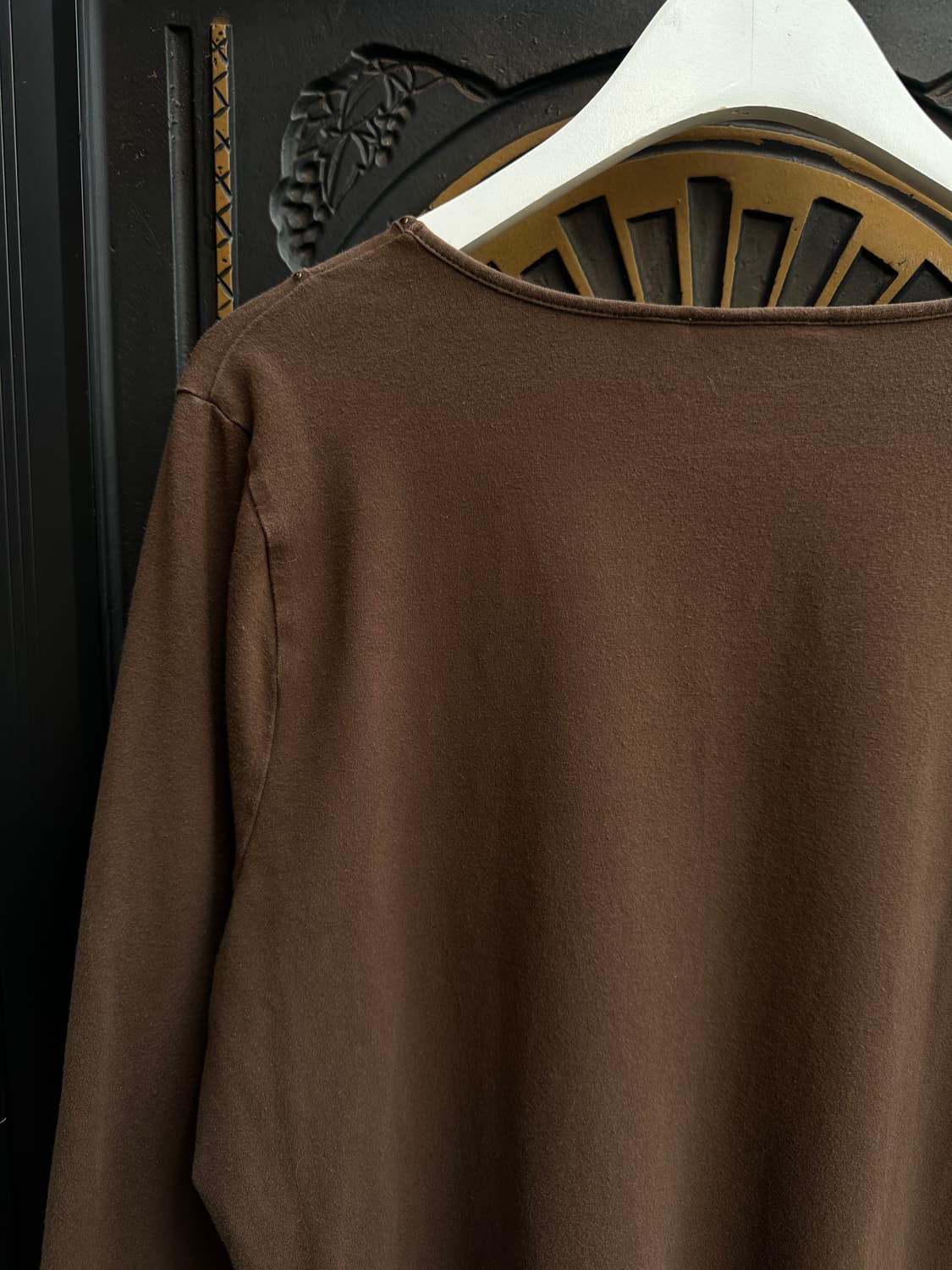 liz wear 스터드 긴팔티 상품이미지4