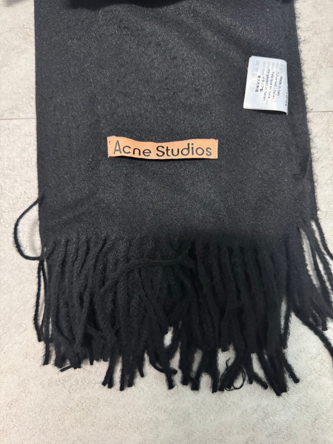 아크네 스튜디오 머플러  상품이미지2