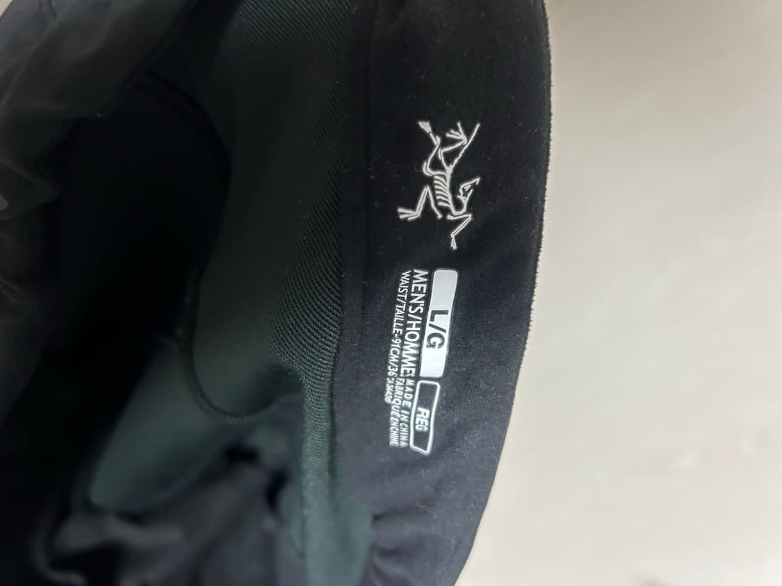 아크테릭스 바지 L사이즈 팜 상품이미지3