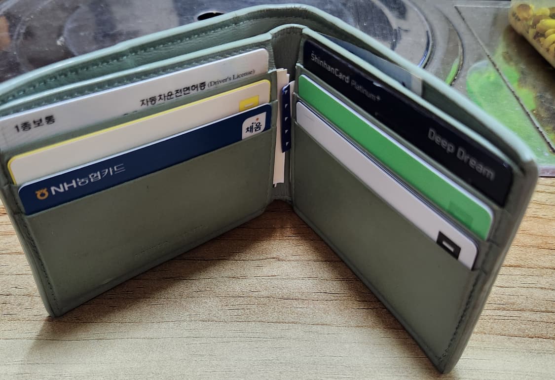 보테가베네타 카세트 반지갑. 상품이미지2