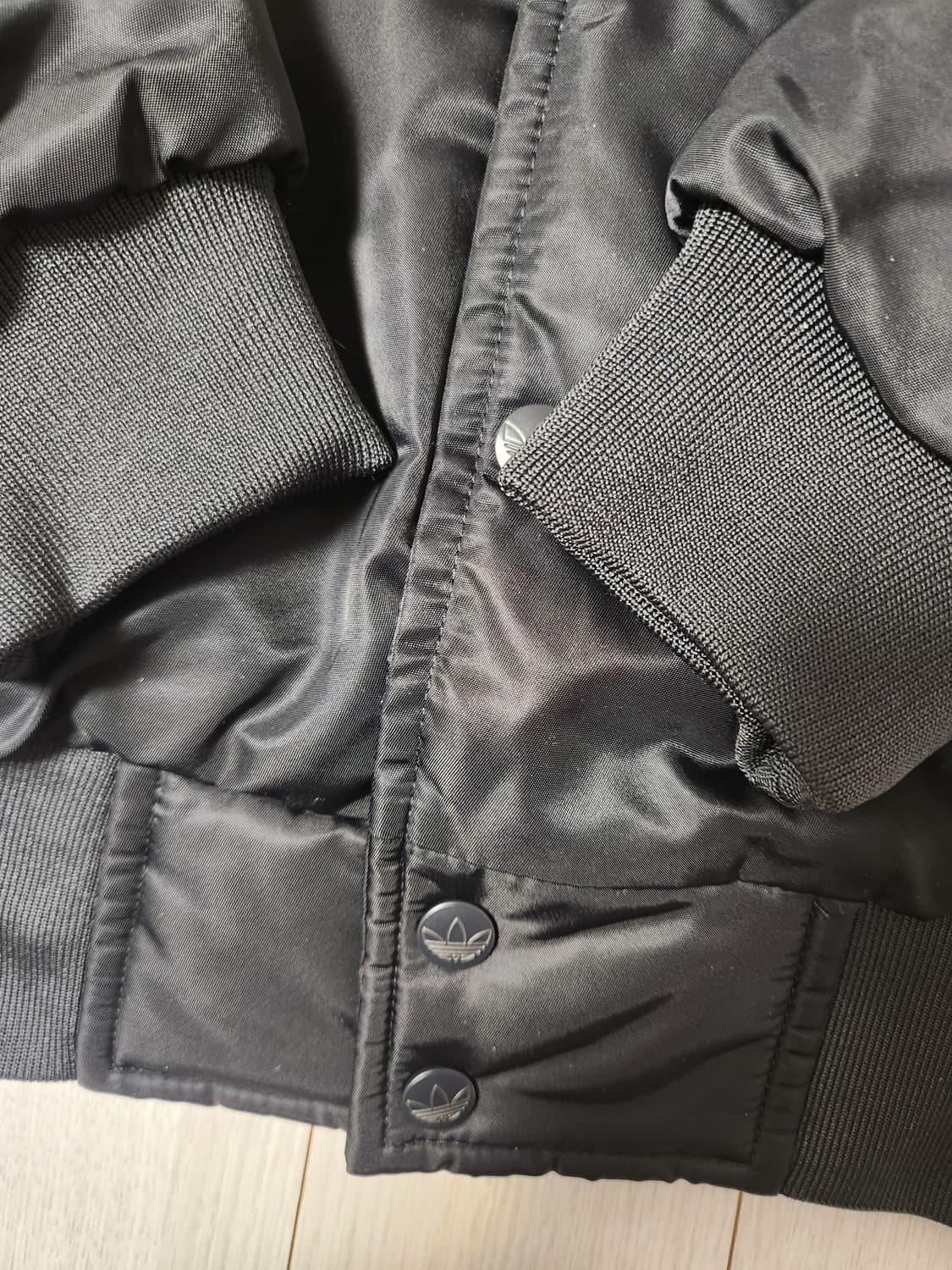 새상품급)아디다스 3ST 봄버 자켓 GE1305 사이즈 추천 M이나 L
 상품이미지8