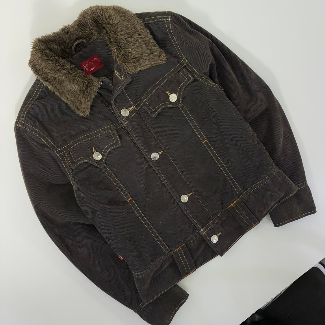 Levi's  리바이스 타입원 코듀로이 쉐르파 트러커 자켓 상품이미지2