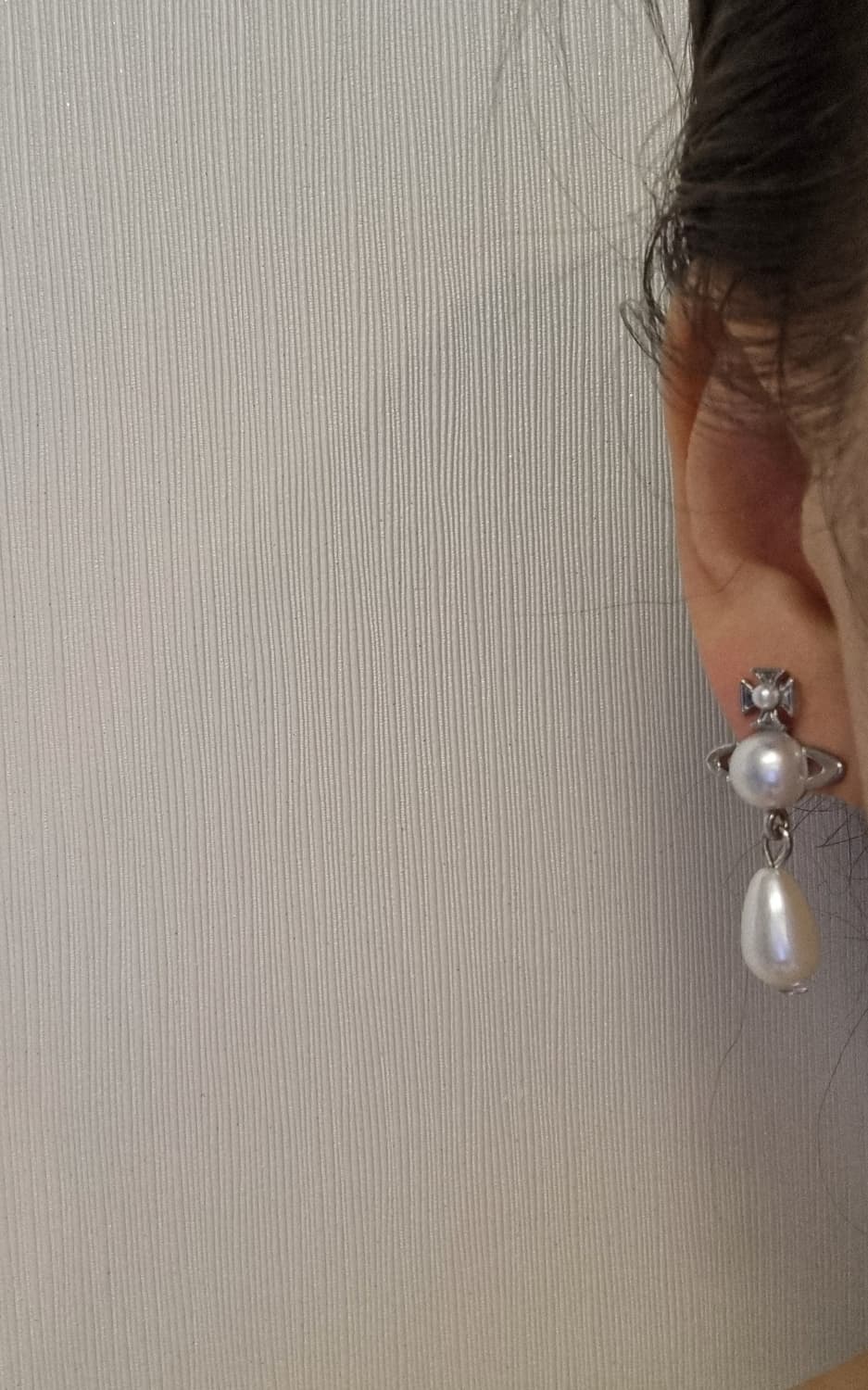 비비안웨스트우드 업사이클링 스왈진주 드롭 귀걸이 상품이미지7