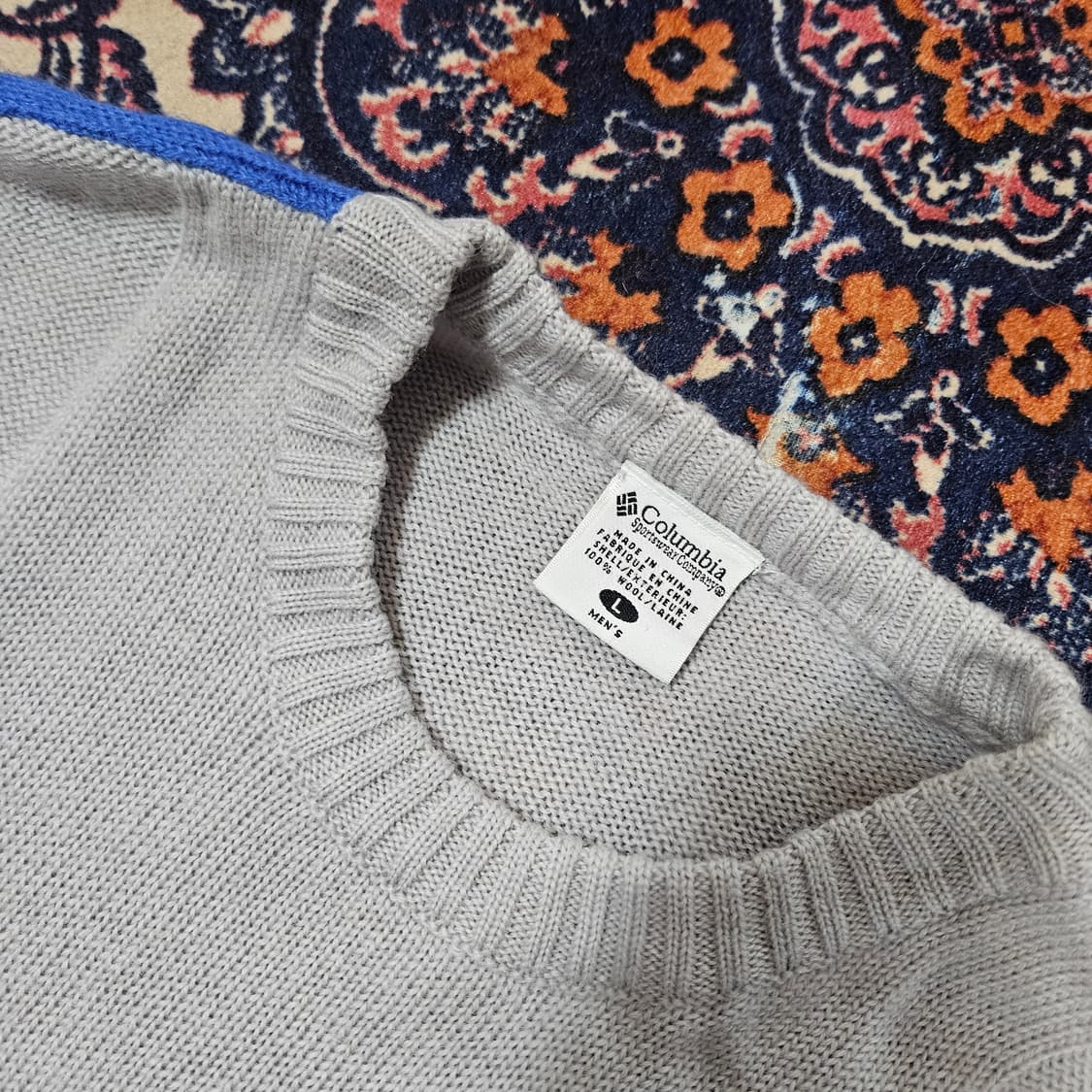 컬럼비아 울 100% 블루라신 라운드넥 니트 스웨터
 상품이미지5