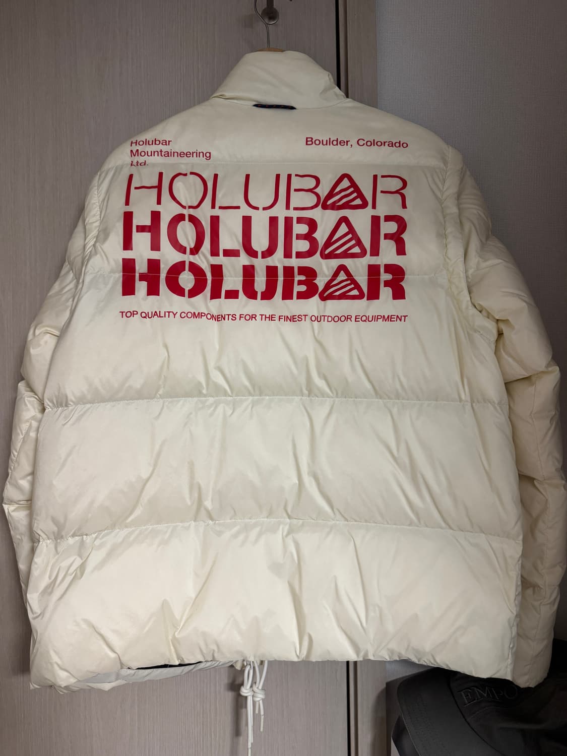 홀루바 x PIONEER 패딩 판매합니다.  상품이미지2