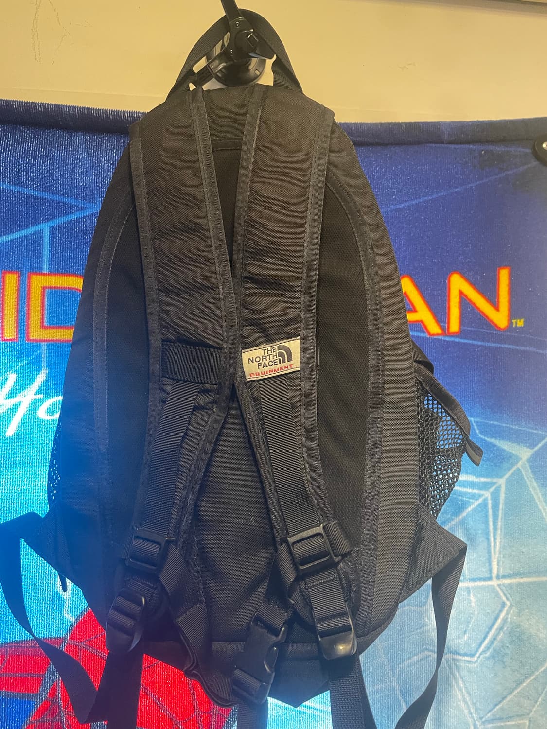 노스페이스 에센셜 백팩  상품이미지2