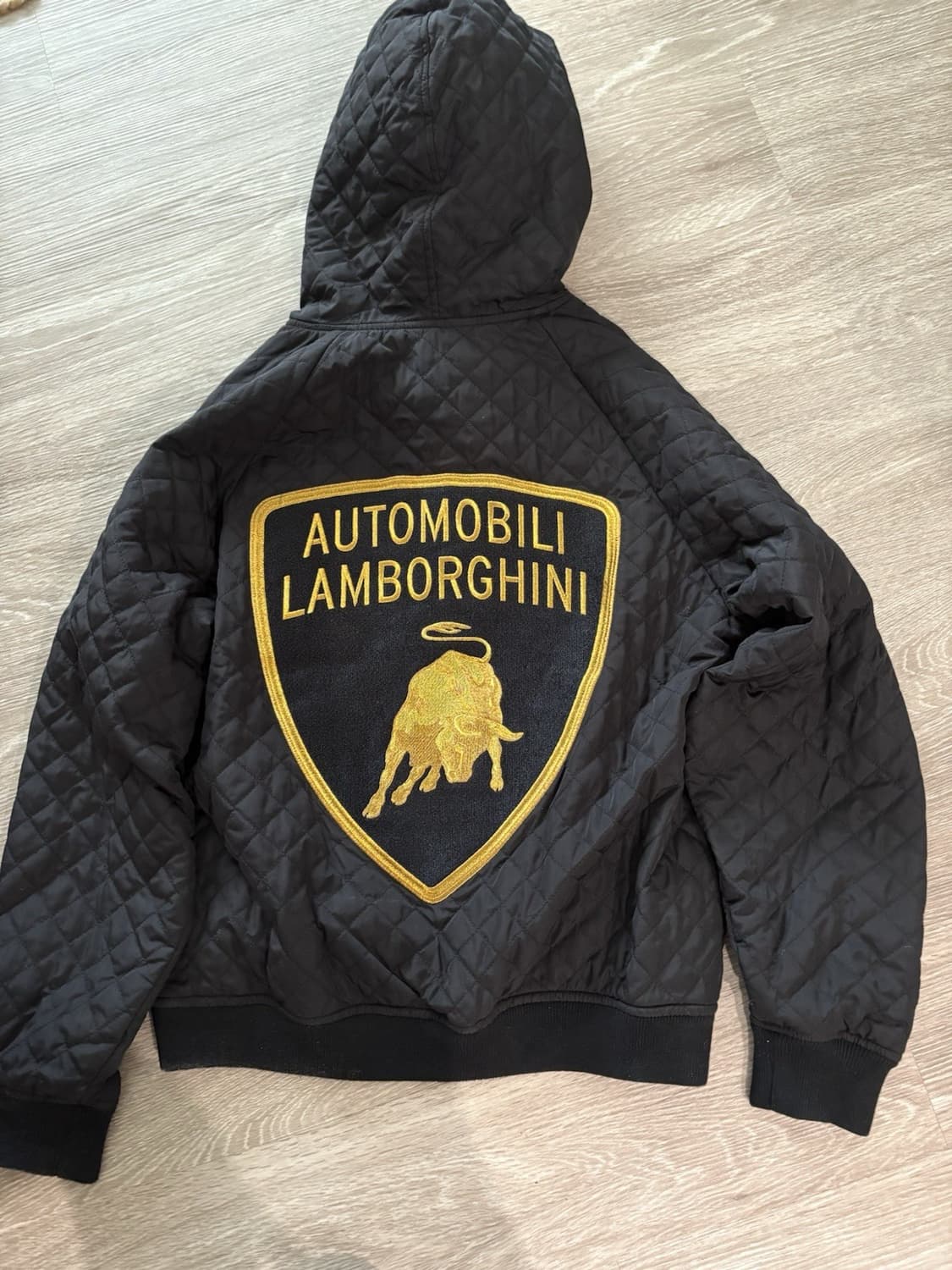 슈프림 x 람보르기니 퀼팅 후드집업 자켓 블랙 상품이미지4