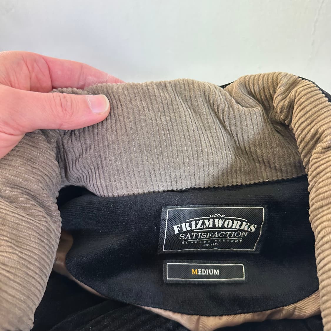 M 프리즘웍스 블랙 벨벳 구스다운 패딩 상품이미지4