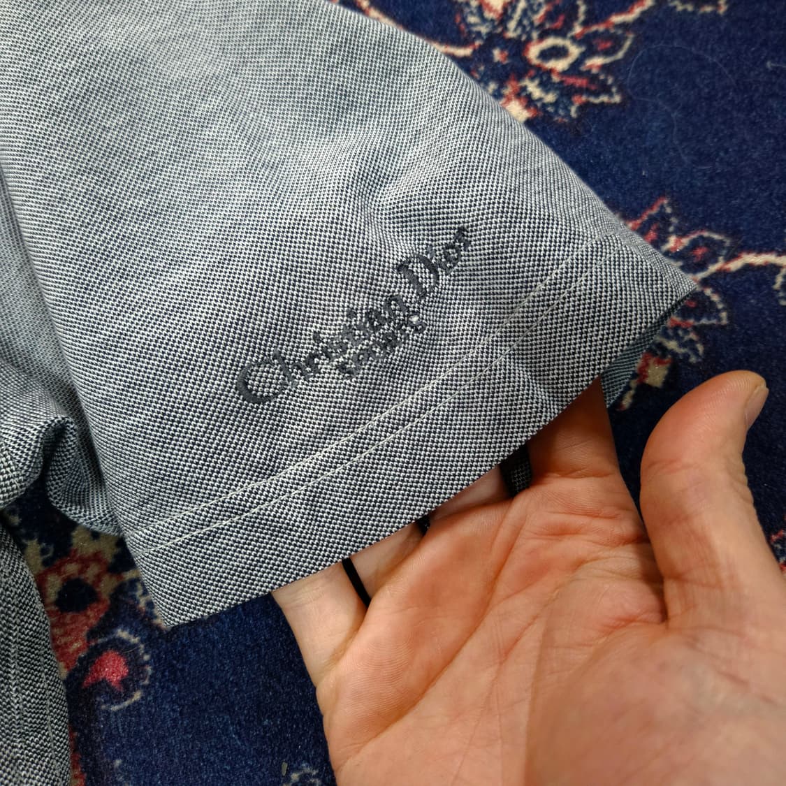 크리스찬디올 국내 라이센스 포켓 자수 반팔 카라티  상품이미지3