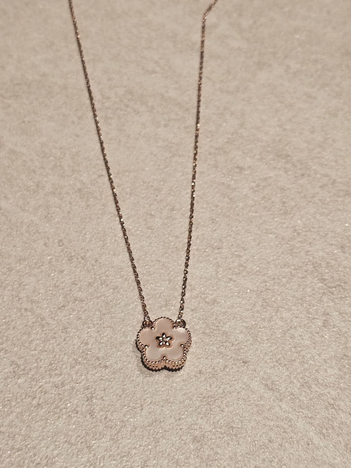 반클리프 럭키스프링 자개 플라워 목걸이 (새상품) 상품이미지1