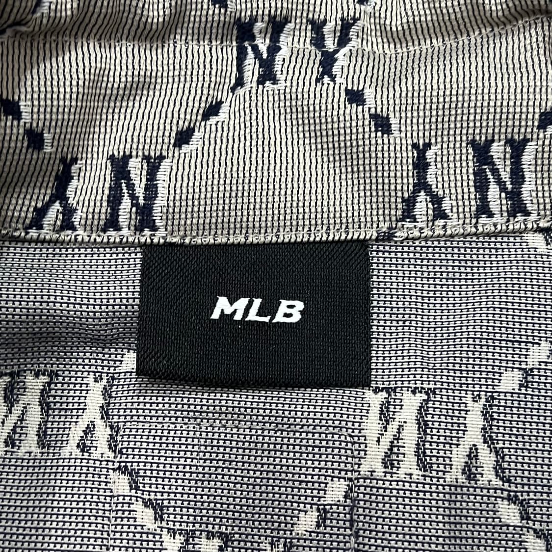 [우먼90] MLB 크롭 자켓 상품이미지3