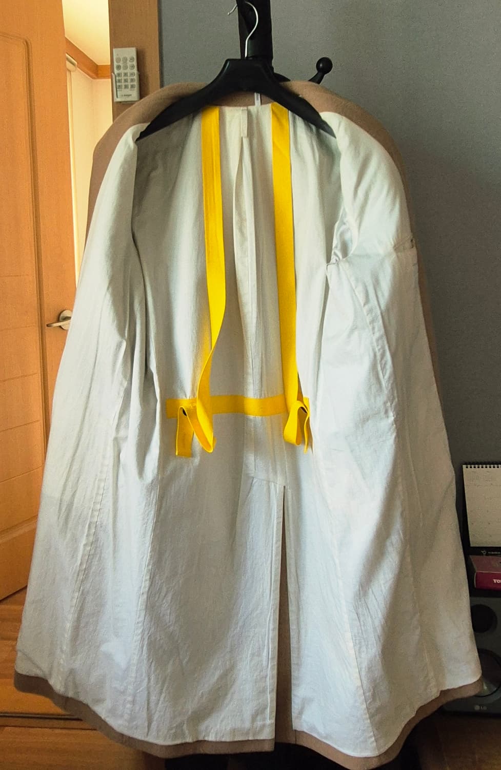 헬무트랭 캐시미어&울 싱글코트 카멜 상품이미지3