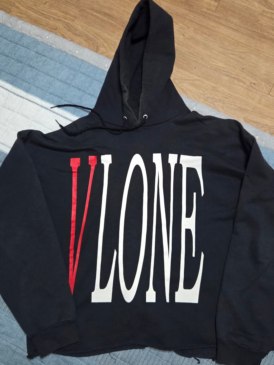 Vlone 초판 후드 상품이미지1