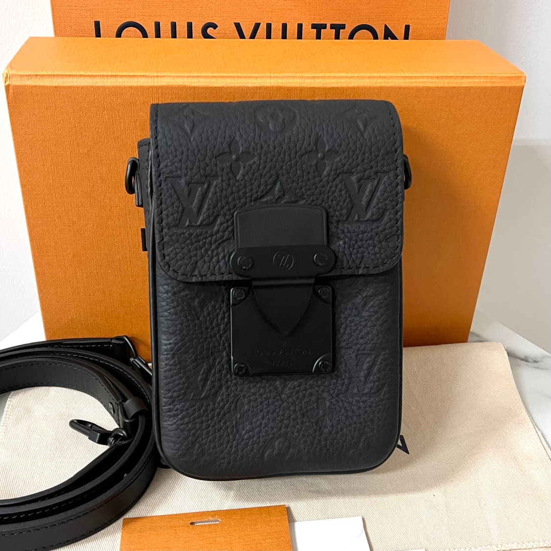 [S+급/신형] 루이비통 S락 버티컬 웨어러블 토뤼옹 크로스백 가방 상품이미지2