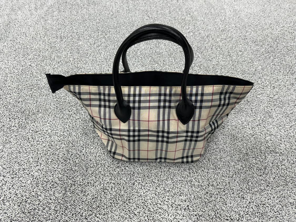 버버리 노바체크 블루라벨 토트백 상품이미지1