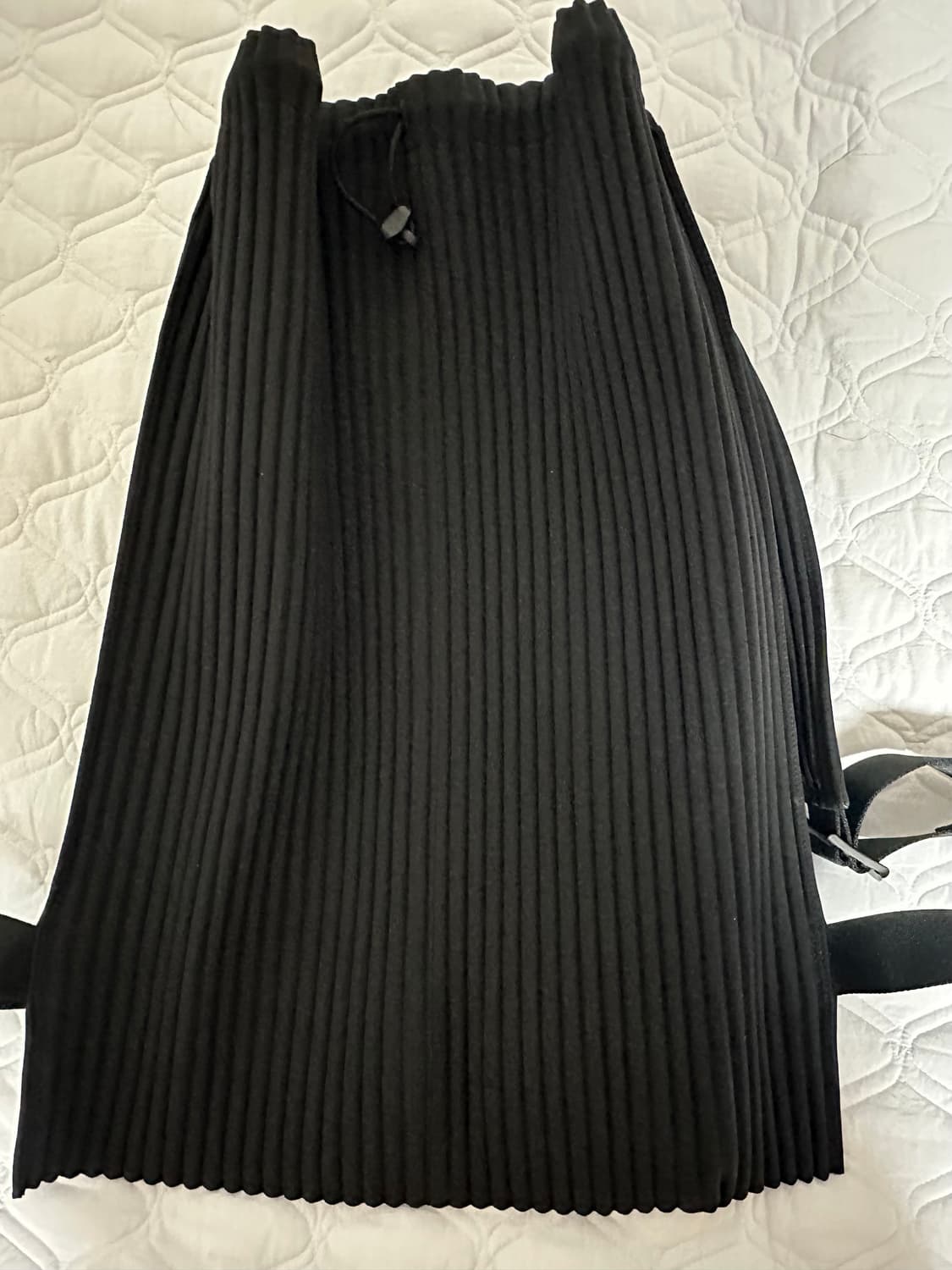 이세이미야케 옴므플리세라인 먼슬리백팩 상품이미지1