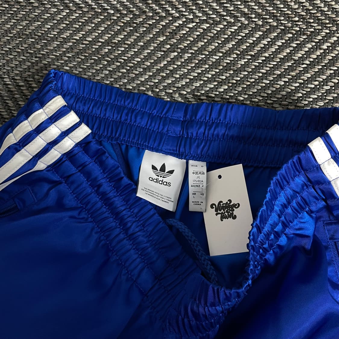 아디다스 신형 스펠로고 트랙팬츠 블루y 2843 상품이미지5