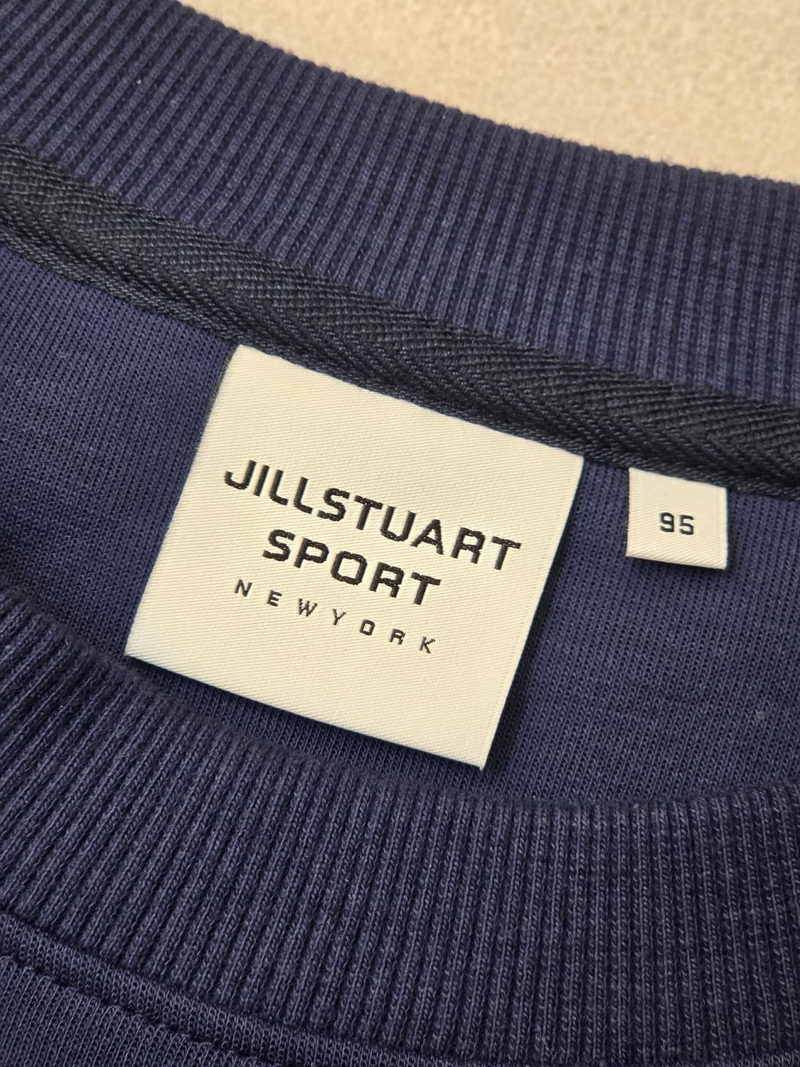 (100) 질스튜어트 맨투맨티셔츠 남

 상품이미지7