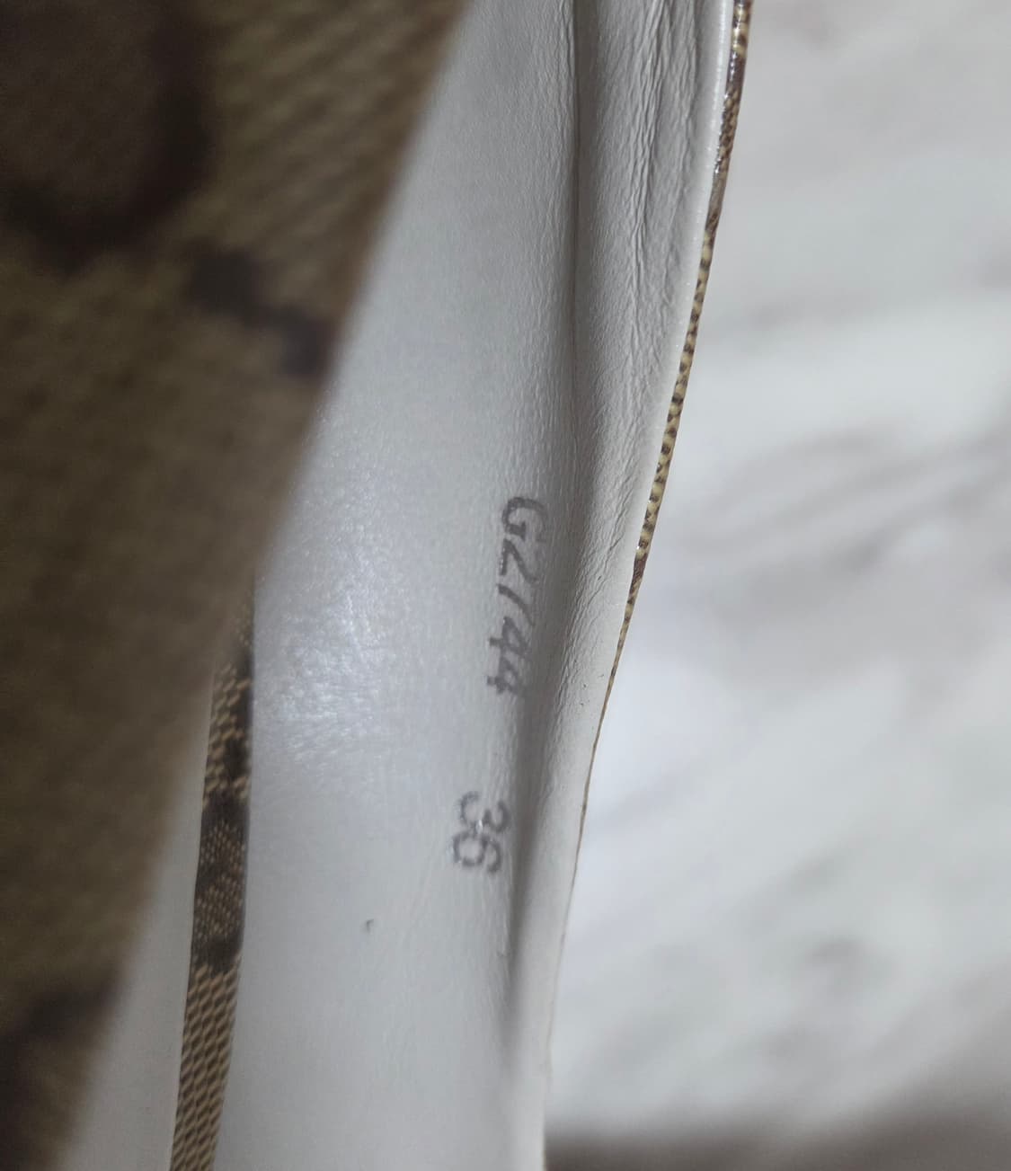 구찌 오픈토 펌프스 힐 상품이미지5