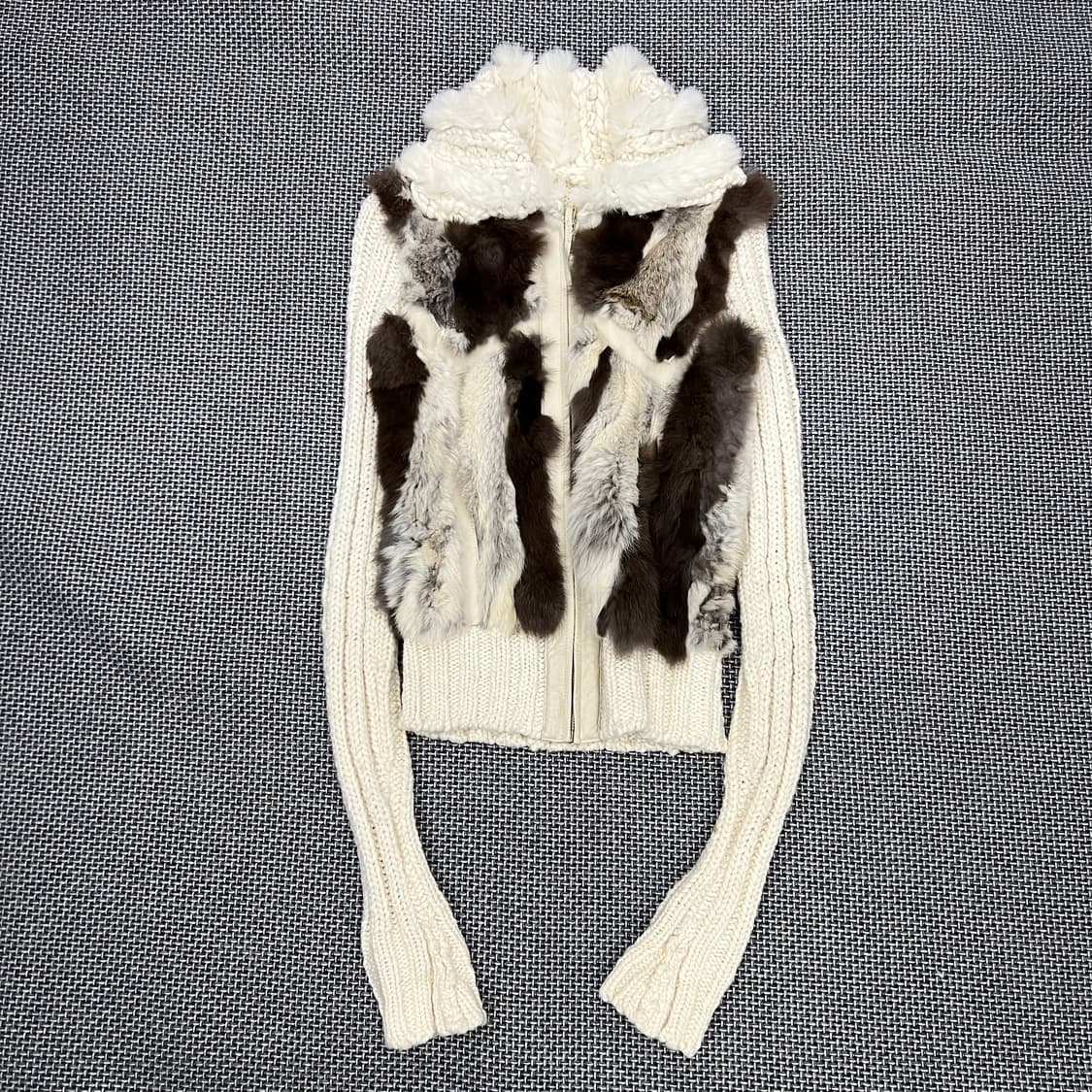 착샷O 빈티지 00‘s 그런지 리얼퍼 니트집업 상품이미지1