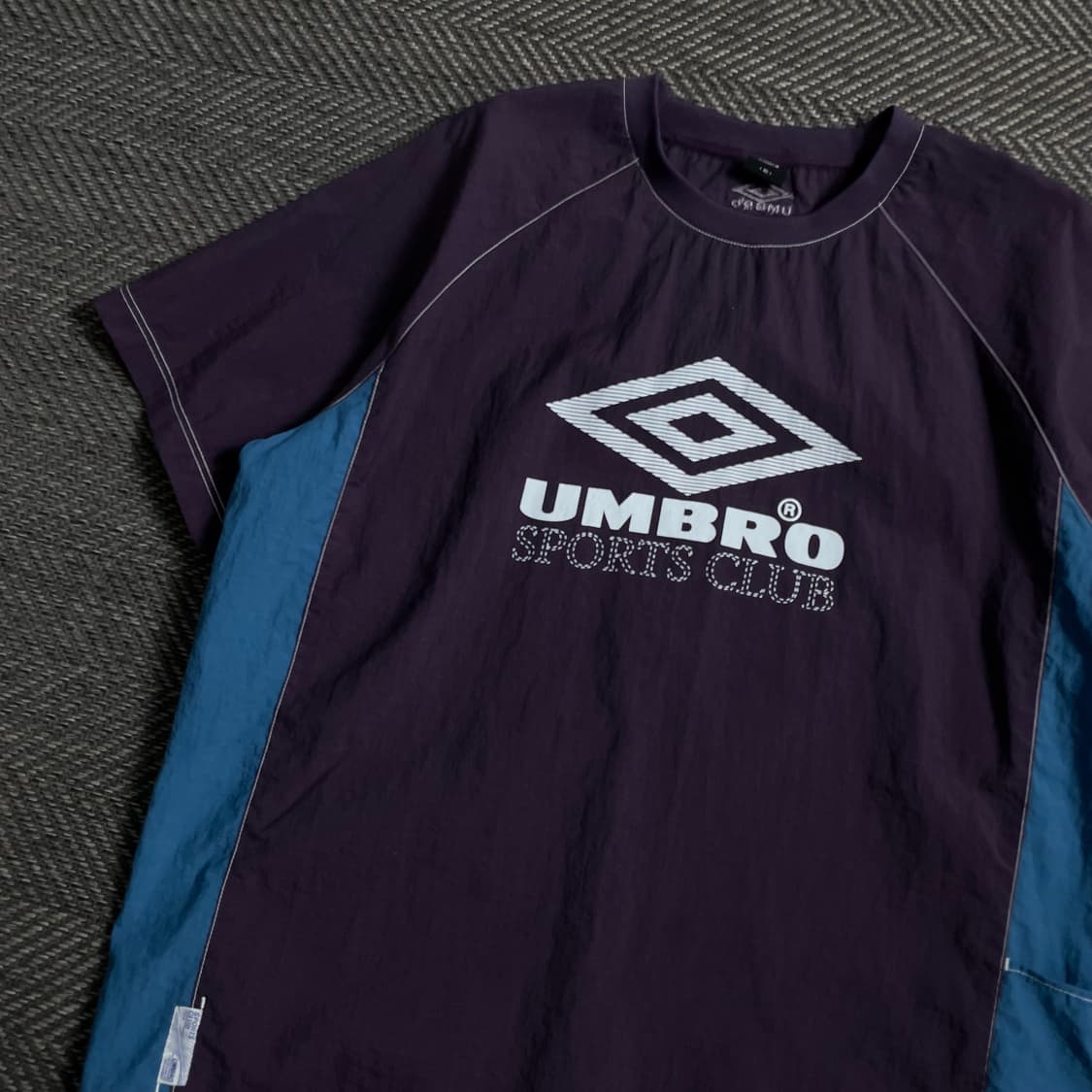 엄브로 크리스피 타슬란 피스테 퍼플 웜업 반팔y 3992 상품이미지4