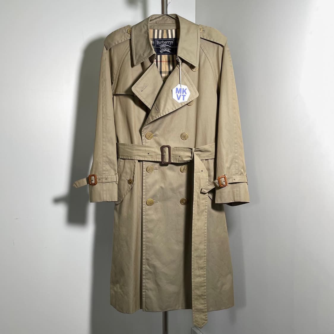버버리 노바체크 안감 더블 견장 로브 트렌치 코트 상품이미지2