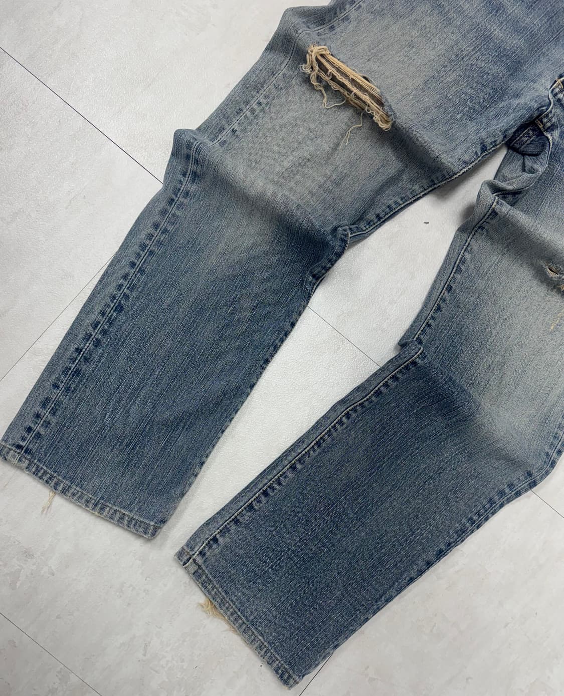 •랭글러(Wrangler) 워싱 데미지 데님 팬츠 상품이미지3