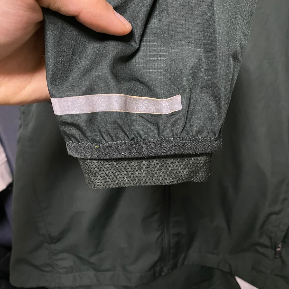 나이키 러닝 바람막이 L 상품이미지5