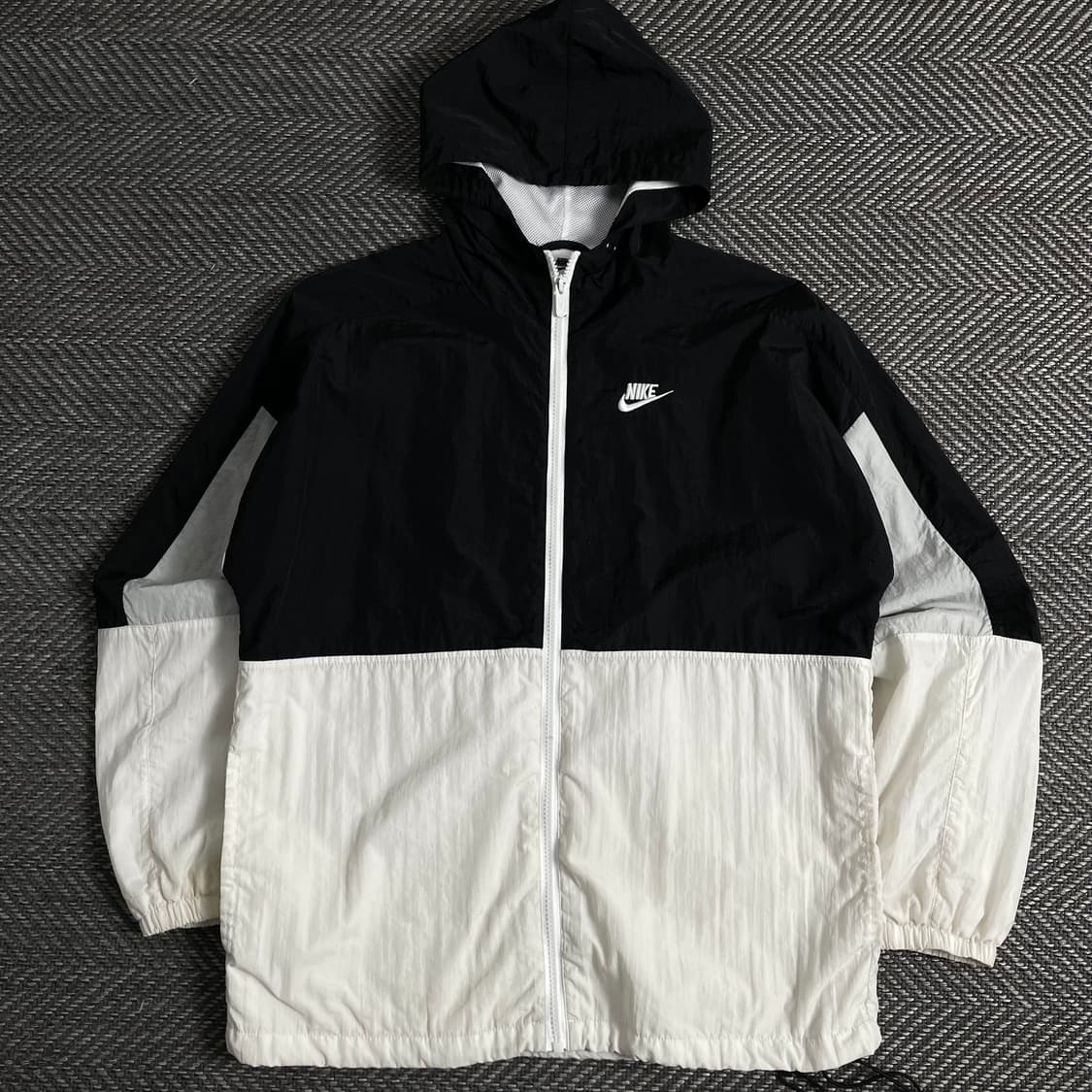 나이키 신형 퓨추라 나일론 윈드러너 러닝 바람막이 자켓y 3802 상품이미지2