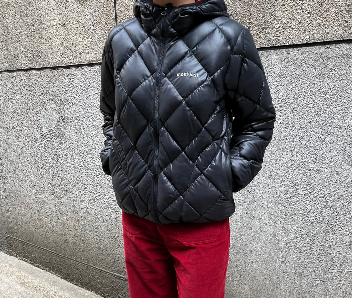 몽벨(mont-bell) 리버시블 다운 경량패딩 키즈 150 상품이미지1