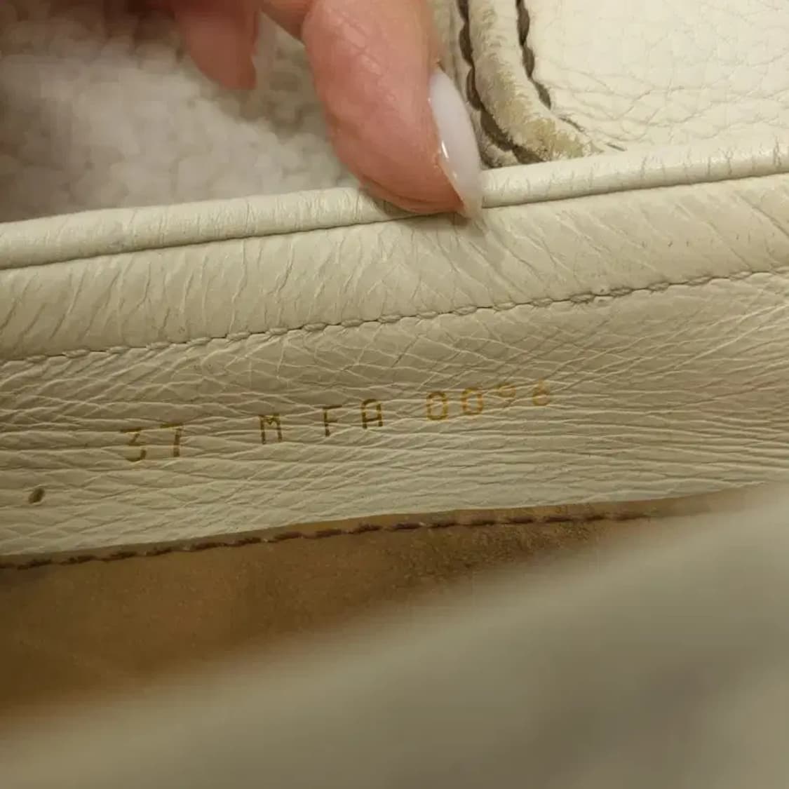 루이비통 여성 로퍼 상품이미지4