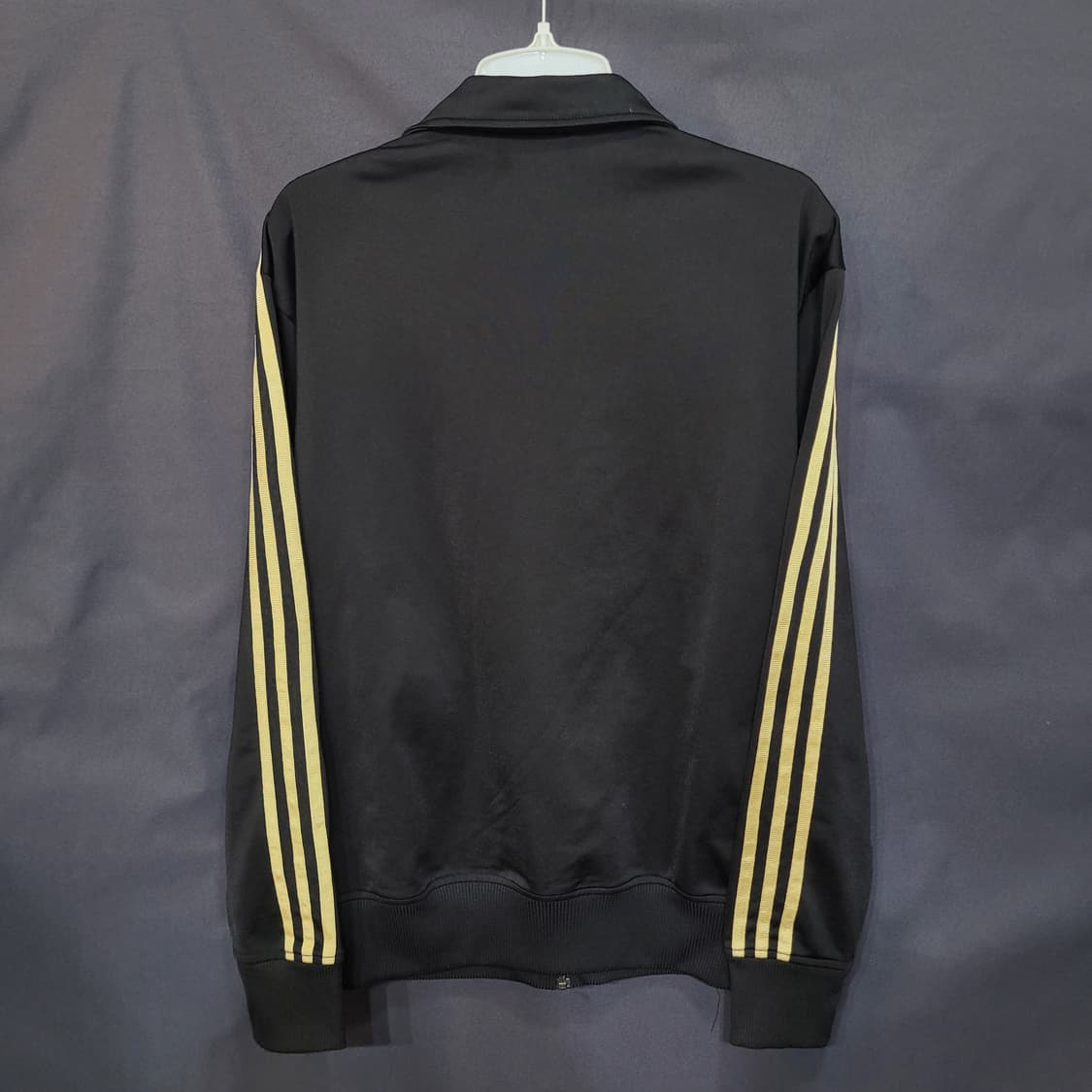 아디다스 불꽃 파이어버드 검금 블랙 골드 레어템 대대장 트랙탑 져지  상품이미지4