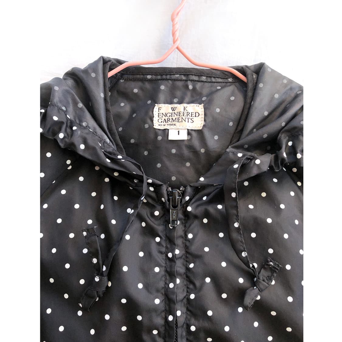 엔지니어드가먼츠 도트 후드 바람막이 ☆ 상품이미지4