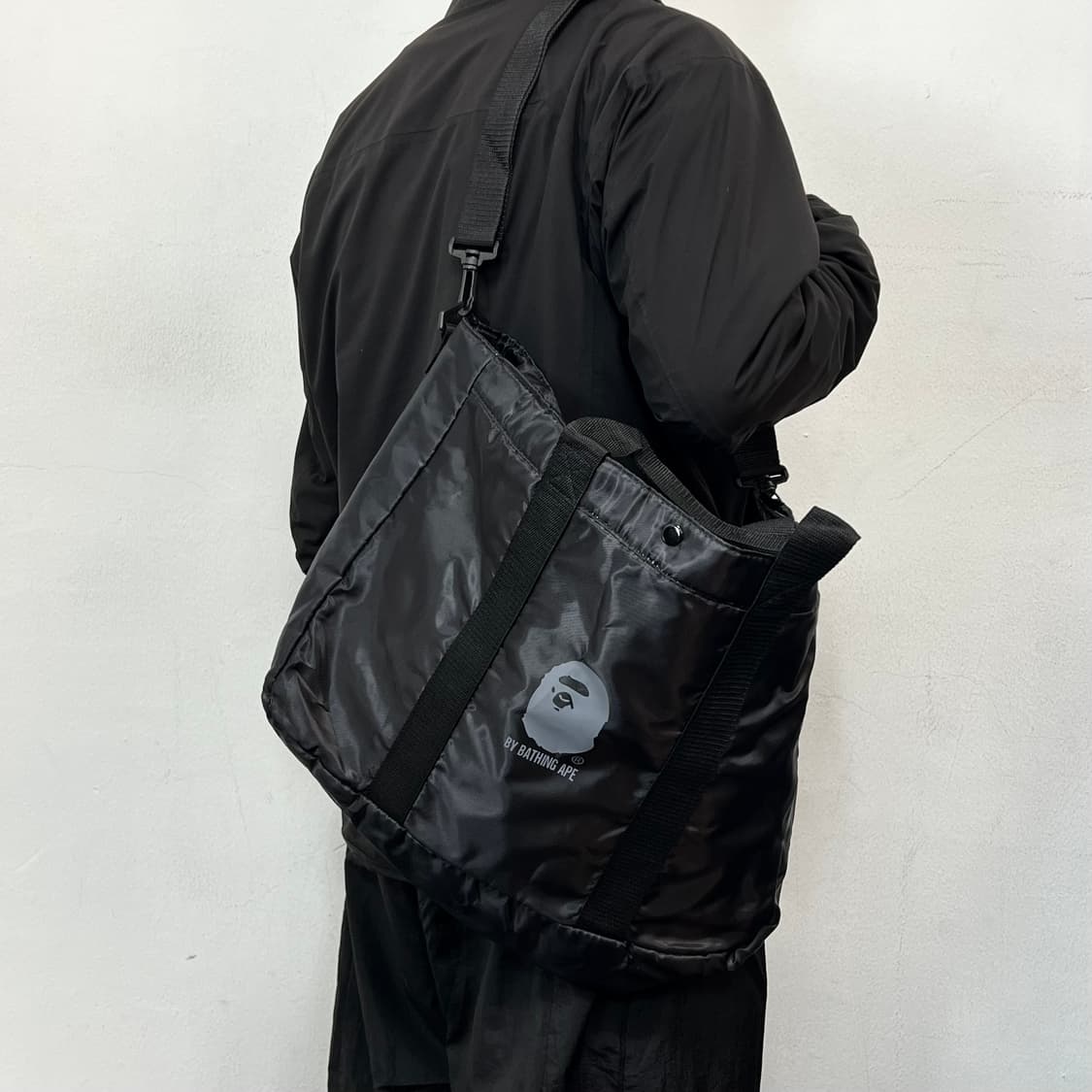 베이프 사루 도트백 상품이미지2