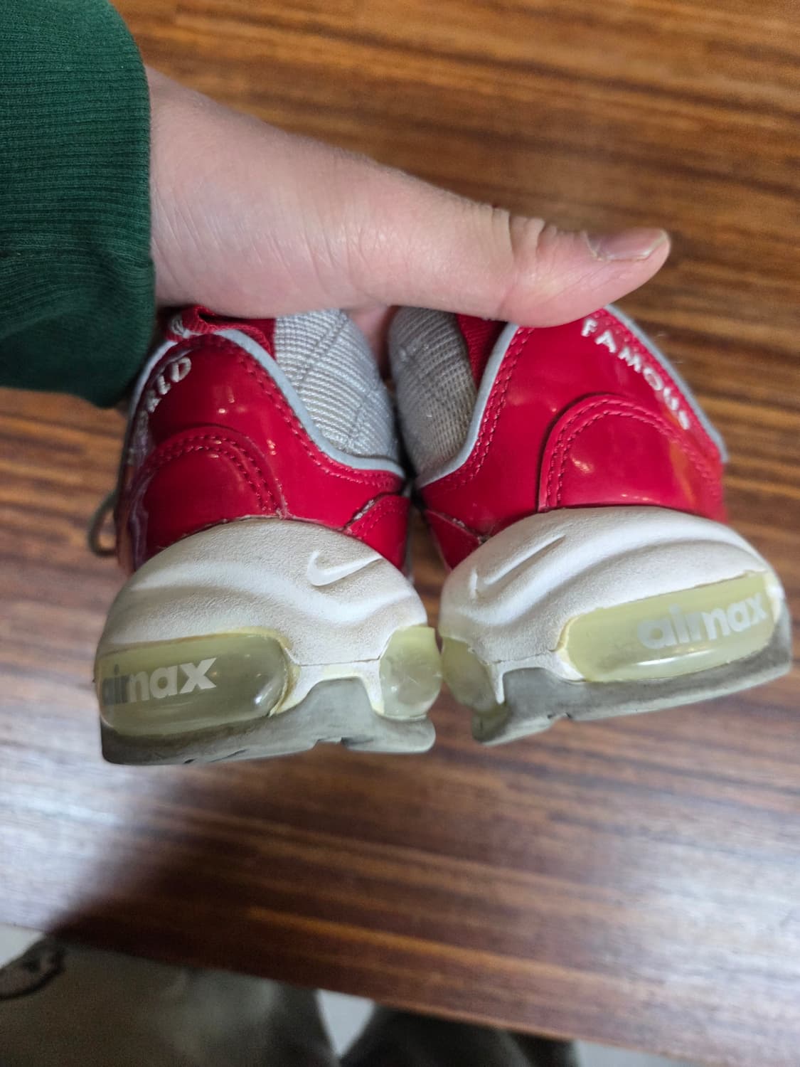 슈프림 나이키 98 바시티 레드 240 상품이미지4