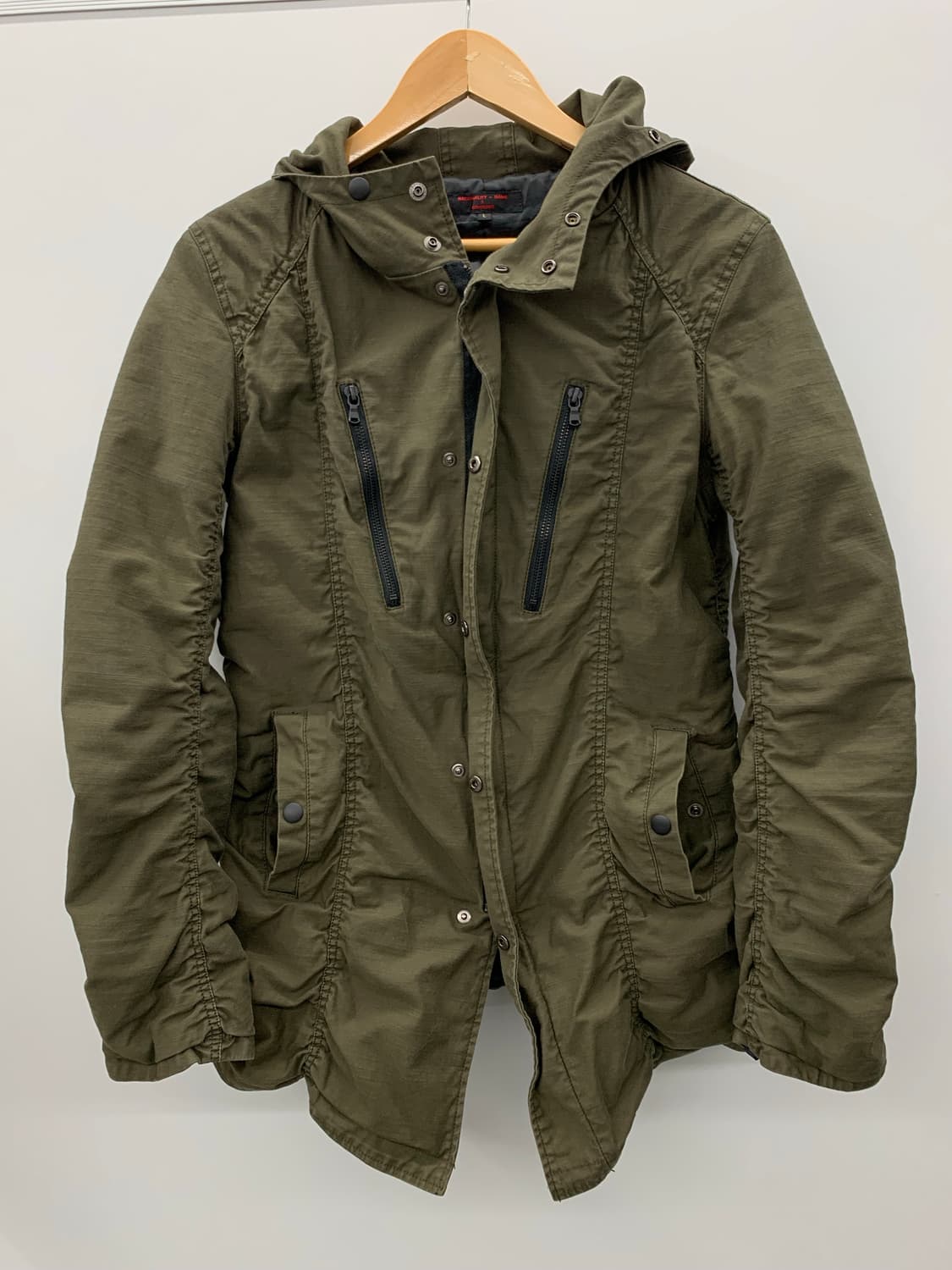 밀리터리 셔링 디테일 야상 자켓 상품이미지3