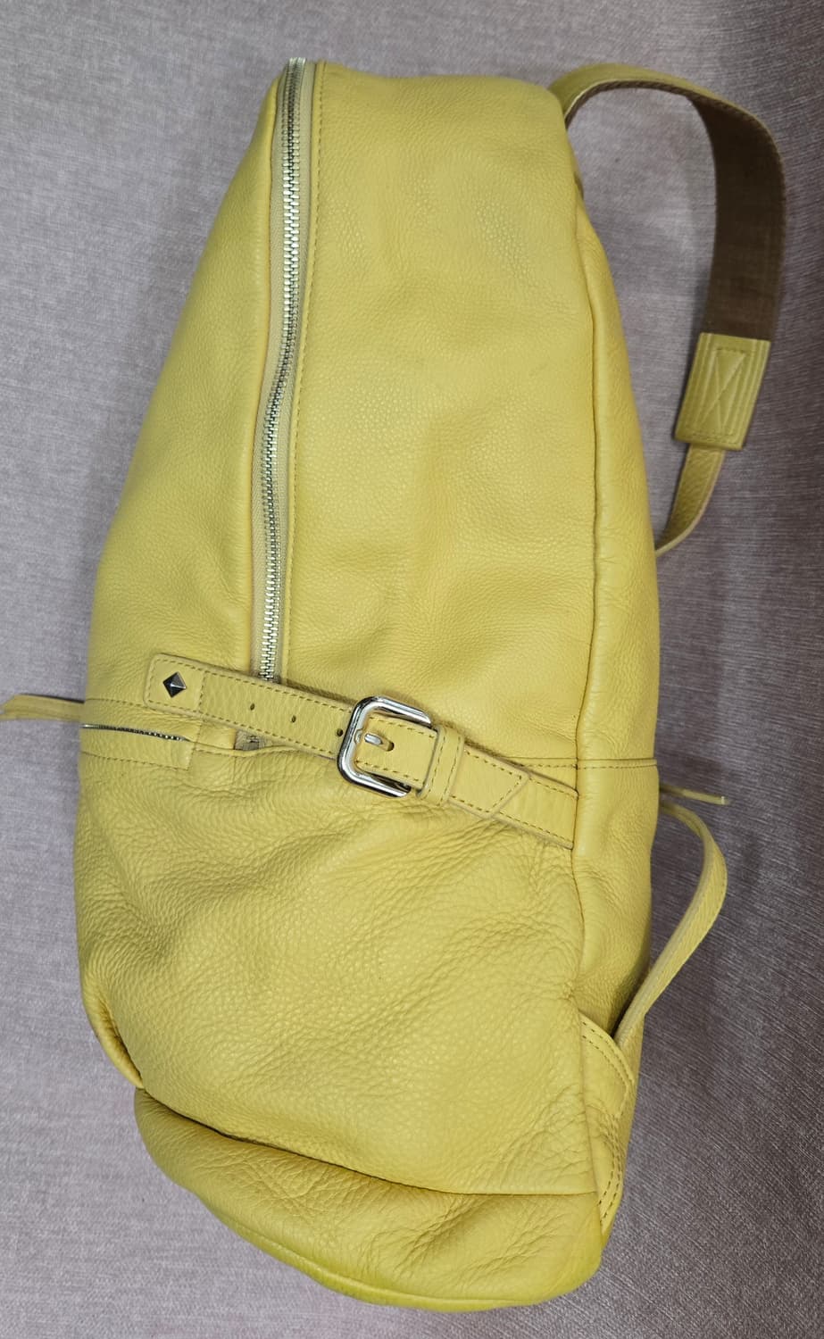 닥스 정품 백팩 옐로우 천연소가죽 상품이미지4