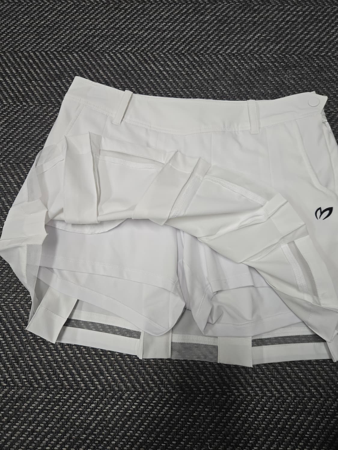 마스터바니에디션 화이트 플리츠 스커트 상품이미지4