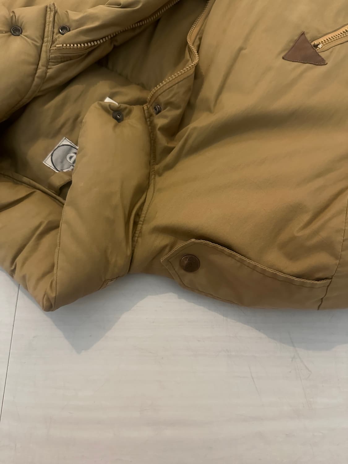 Henry laplaud 베이지 패딩 점퍼 상품이미지4